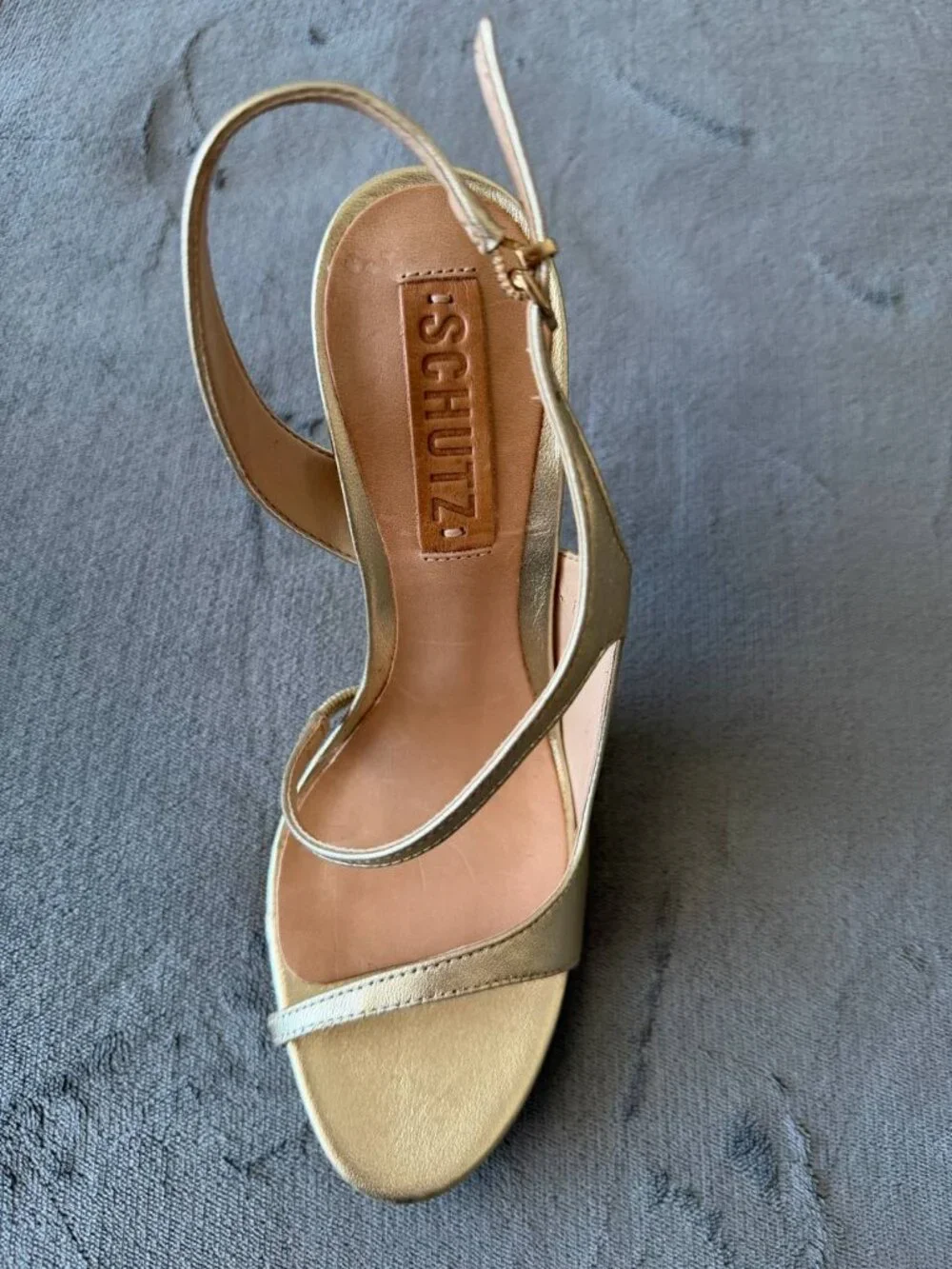 Schutz Women's Gold Sling Metallic 4" Heel Sandal/Shoes size 7B - Picture 12 of 12